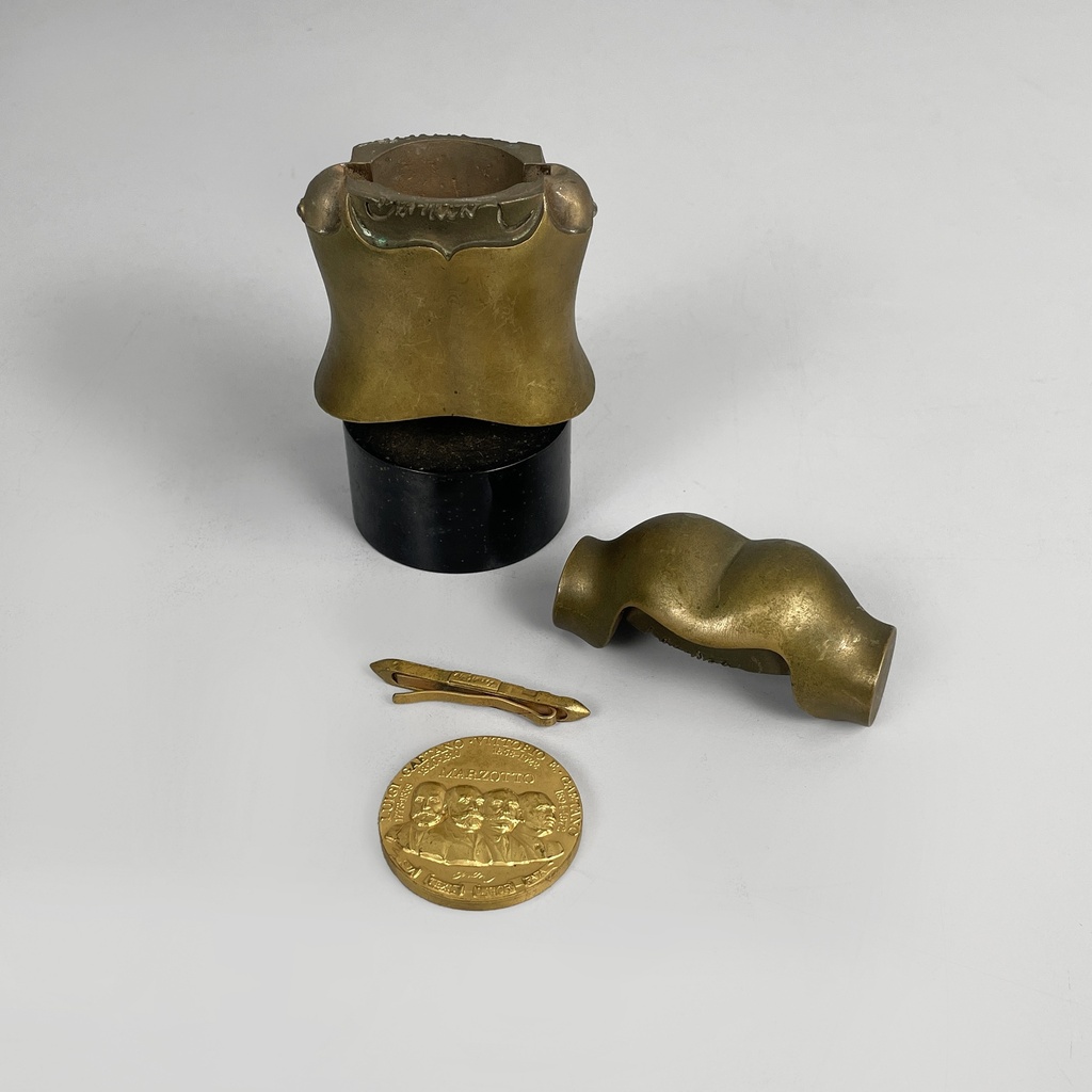 Scultura Torso Marzotto di Miguel Berrocal, 1986