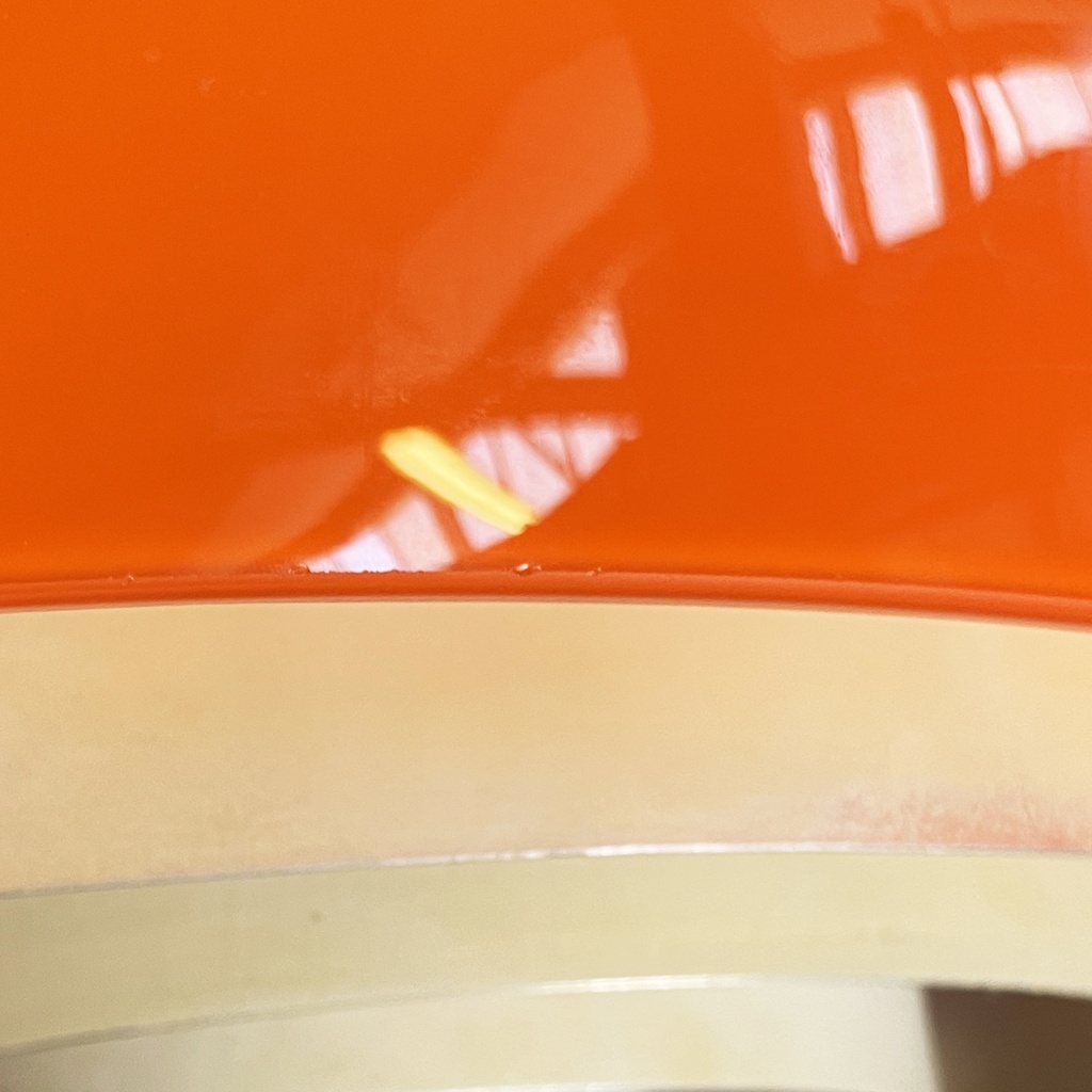 Lampadario in vetro arancione e metallo bianco, 1970 ca.