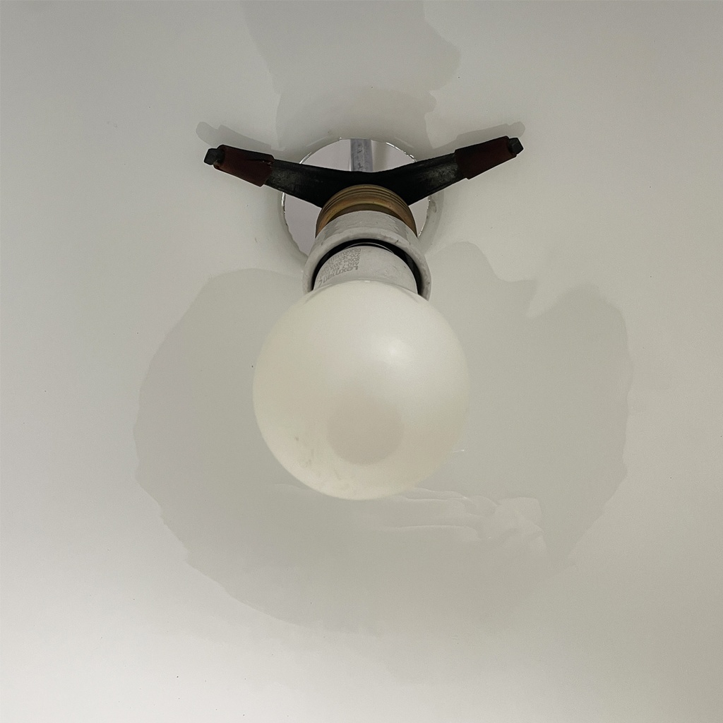 Lampadario in vetro opalino, 1960 ca. 