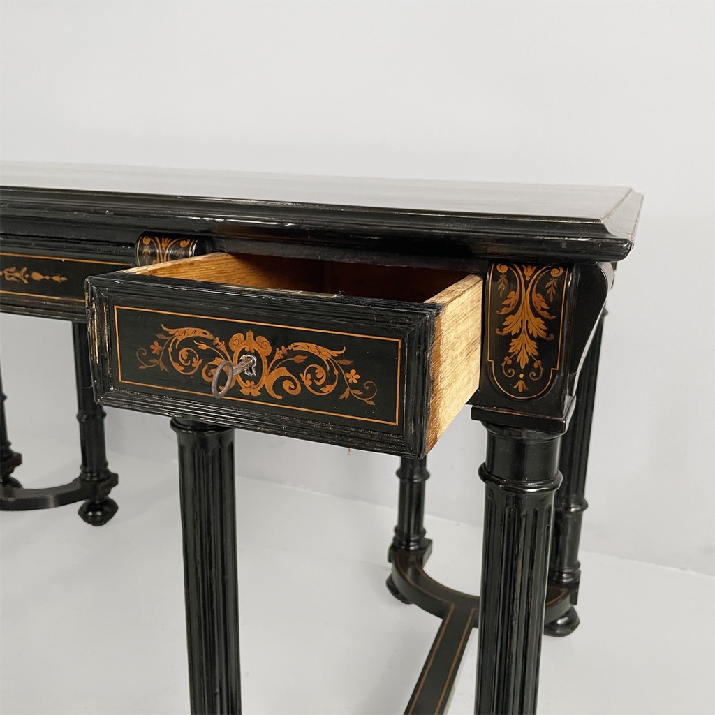 Scrivania in legno intarsiato, metà 1800 ca.