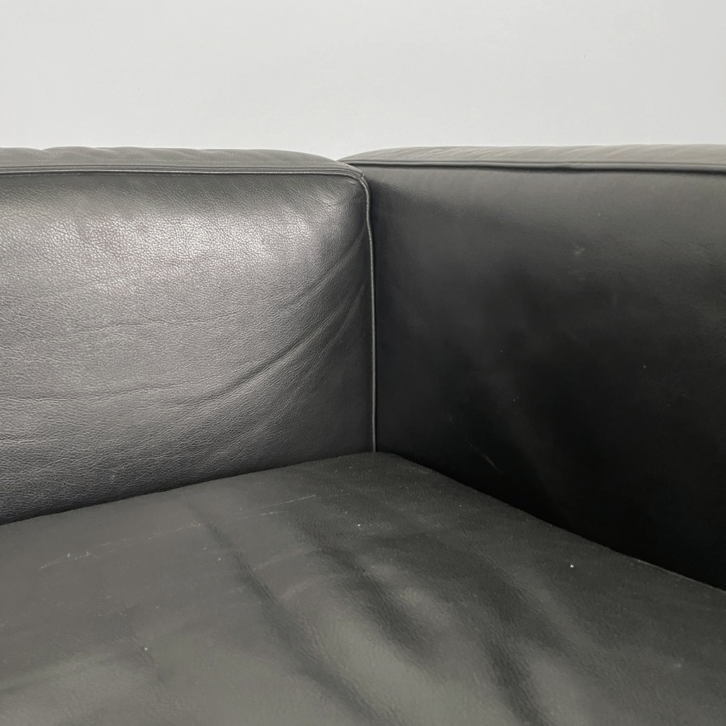 Divano LC2 di Le Corbusier, Jeanneret e Perriand per Cassina, 1980 ca.