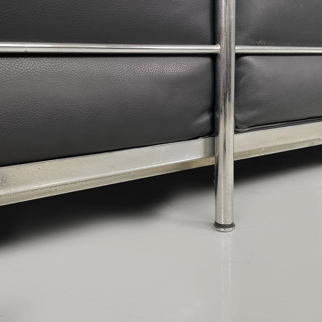 Divano LC2 di Le Corbusier, Jeanneret e Perriand per Cassina, 1980 ca.