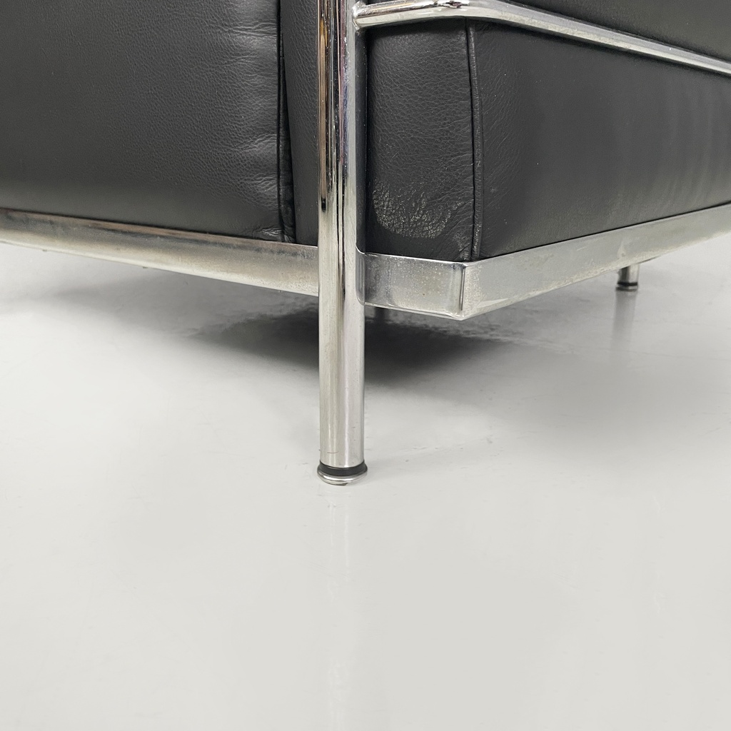 Poltrona LC2 di Le Corbusier, Jeanneret e Perriand per Cassina, 1980 ca.