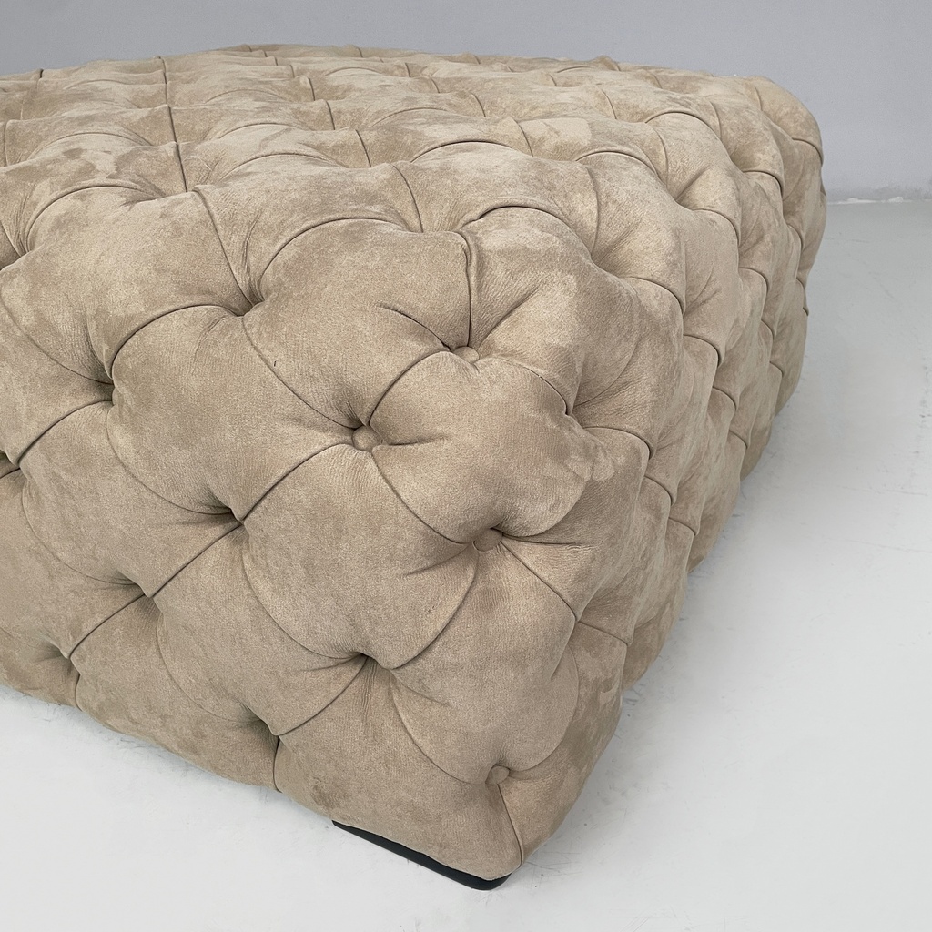 Pouf in camoscio beige, 1990 ca.