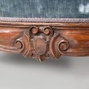 Divano in velluto azzurro e legno, 1930 ca.