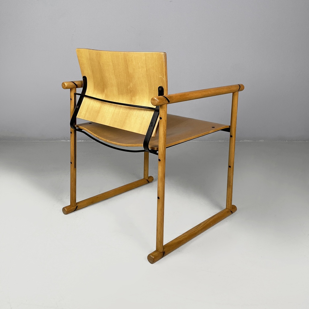 Sedie con braccioli in legno e metallo nero, 1970 ca. 