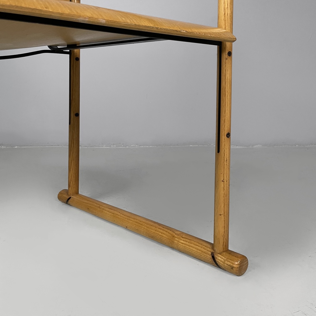 Sedie con braccioli in legno e metallo nero, 1970 ca. 