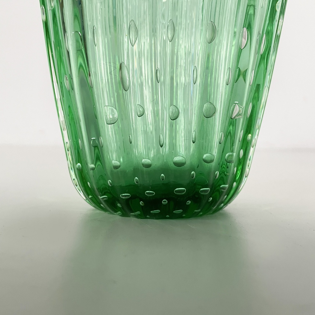 Vaso in vetro verde, 1980 ca.