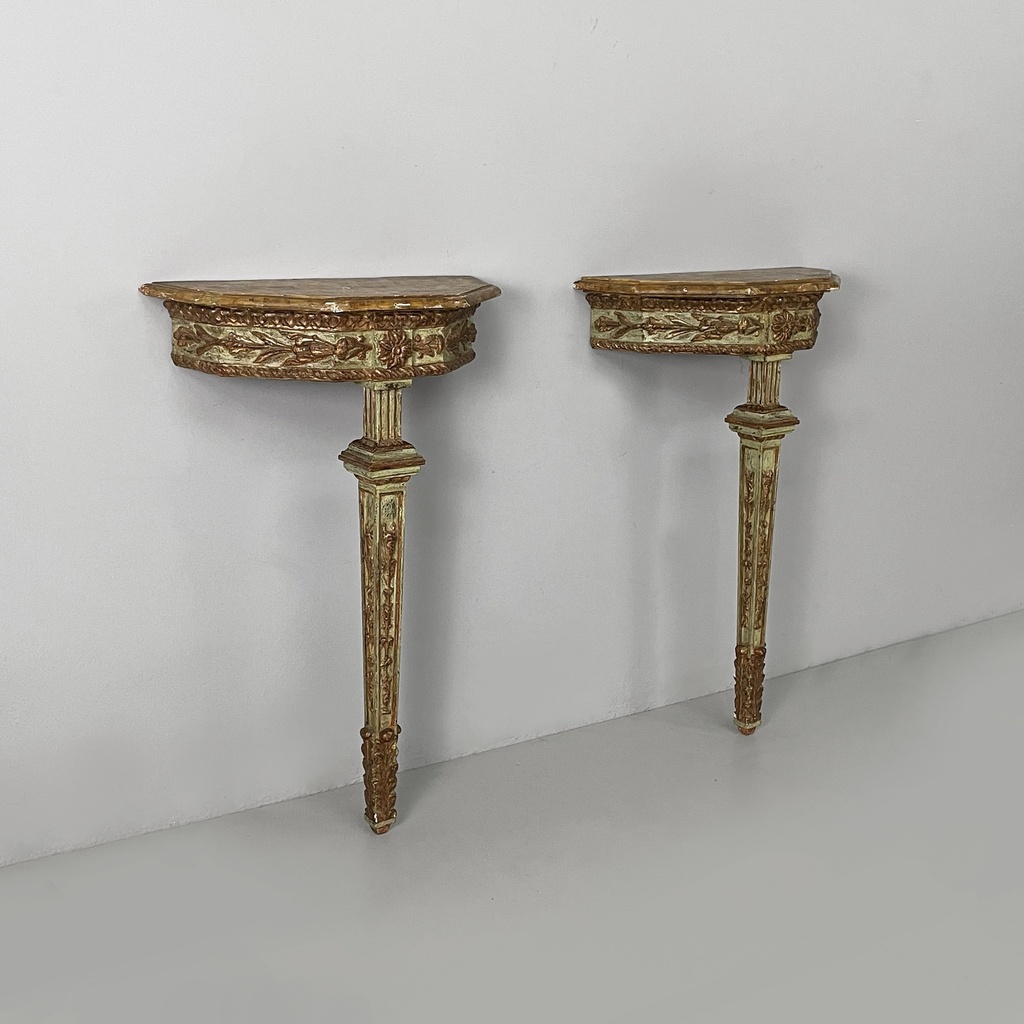 Consolle in legno verde e dorato, 1700 ca.