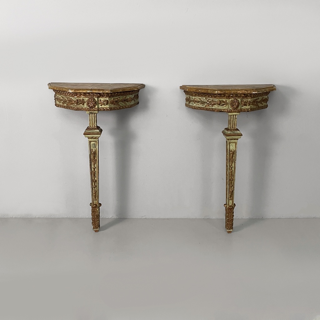 Consolle in legno verde e dorato, 1700 ca.