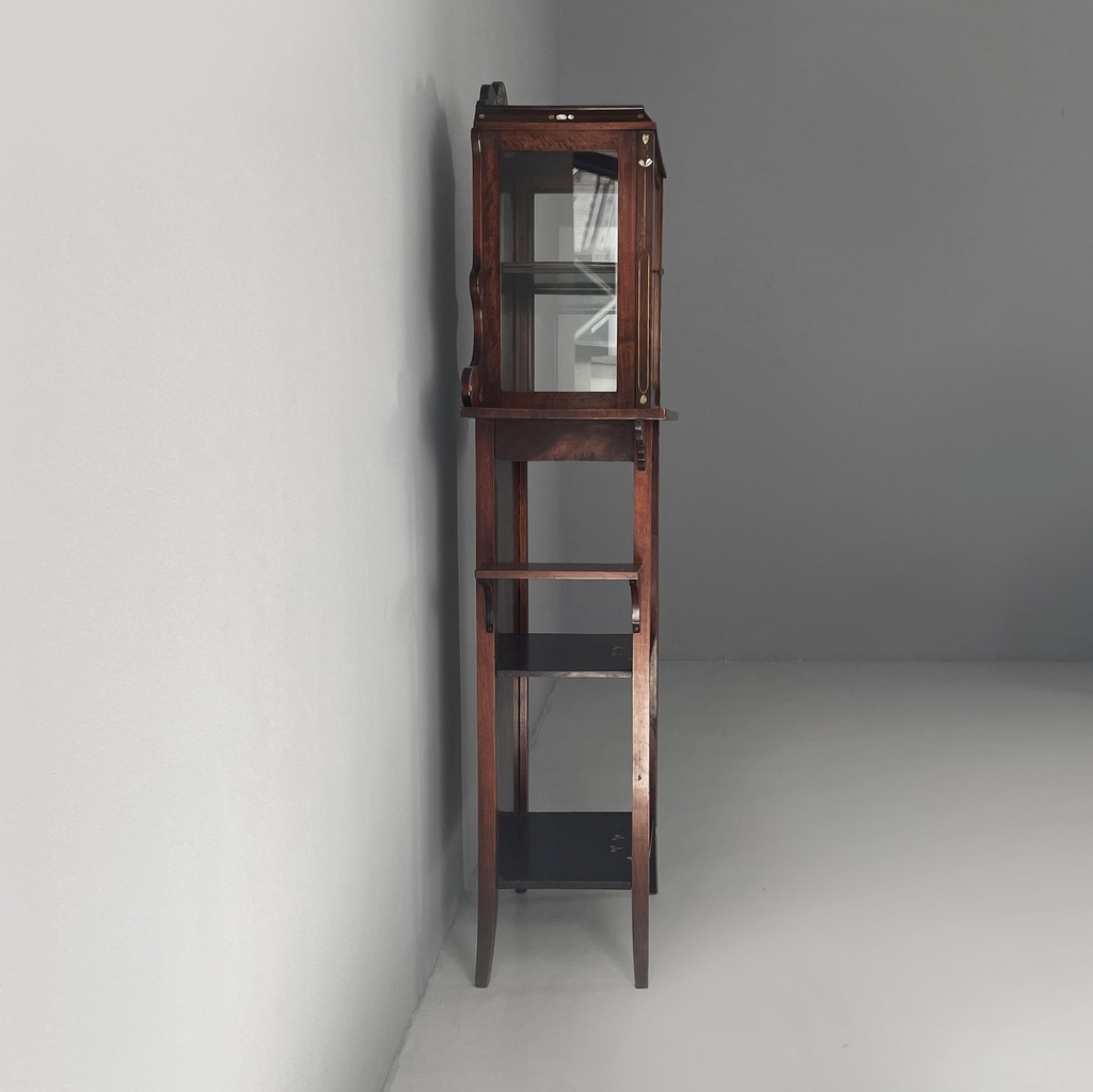 Vetrina in legno, 1930 ca.