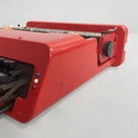 Macchina da scrivere Valentine di Ettore Sottsass e Perry A. King per Olivetti, 1970 ca. 