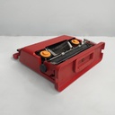 Macchina da scrivere Valentine di Ettore Sottsass e Perry A. King per Olivetti, 1970 ca. 