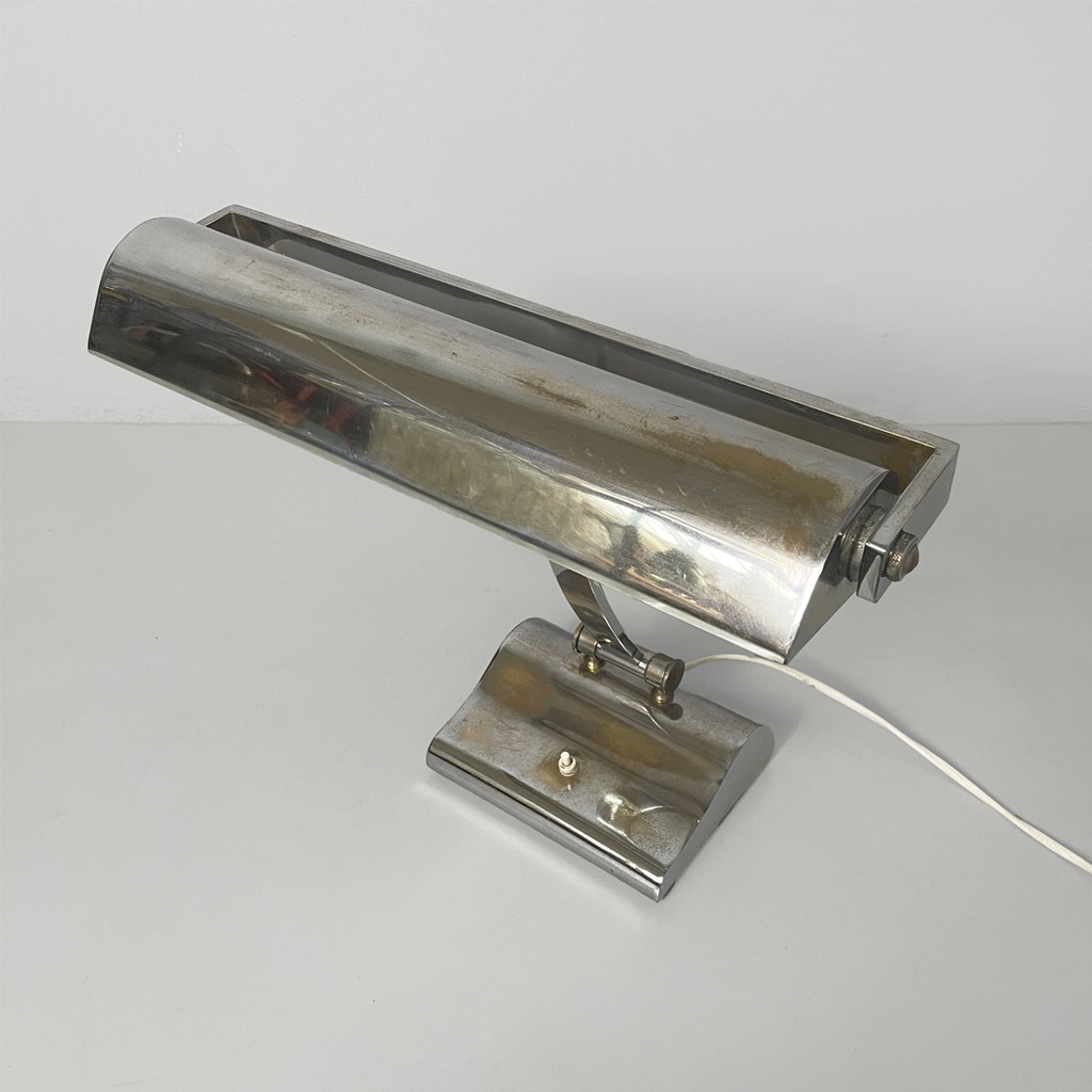 Lampada da tavolo in metallo, 1930 ca. 