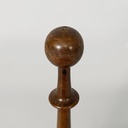 Fermaporta in legno, 1930 ca.