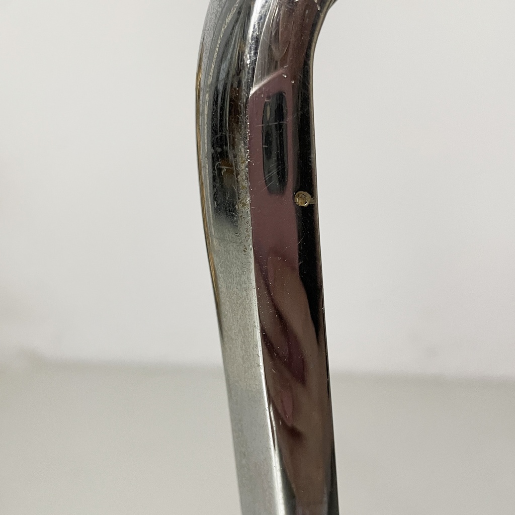 Sgabello in bachelite e metallo, 1930 ca.