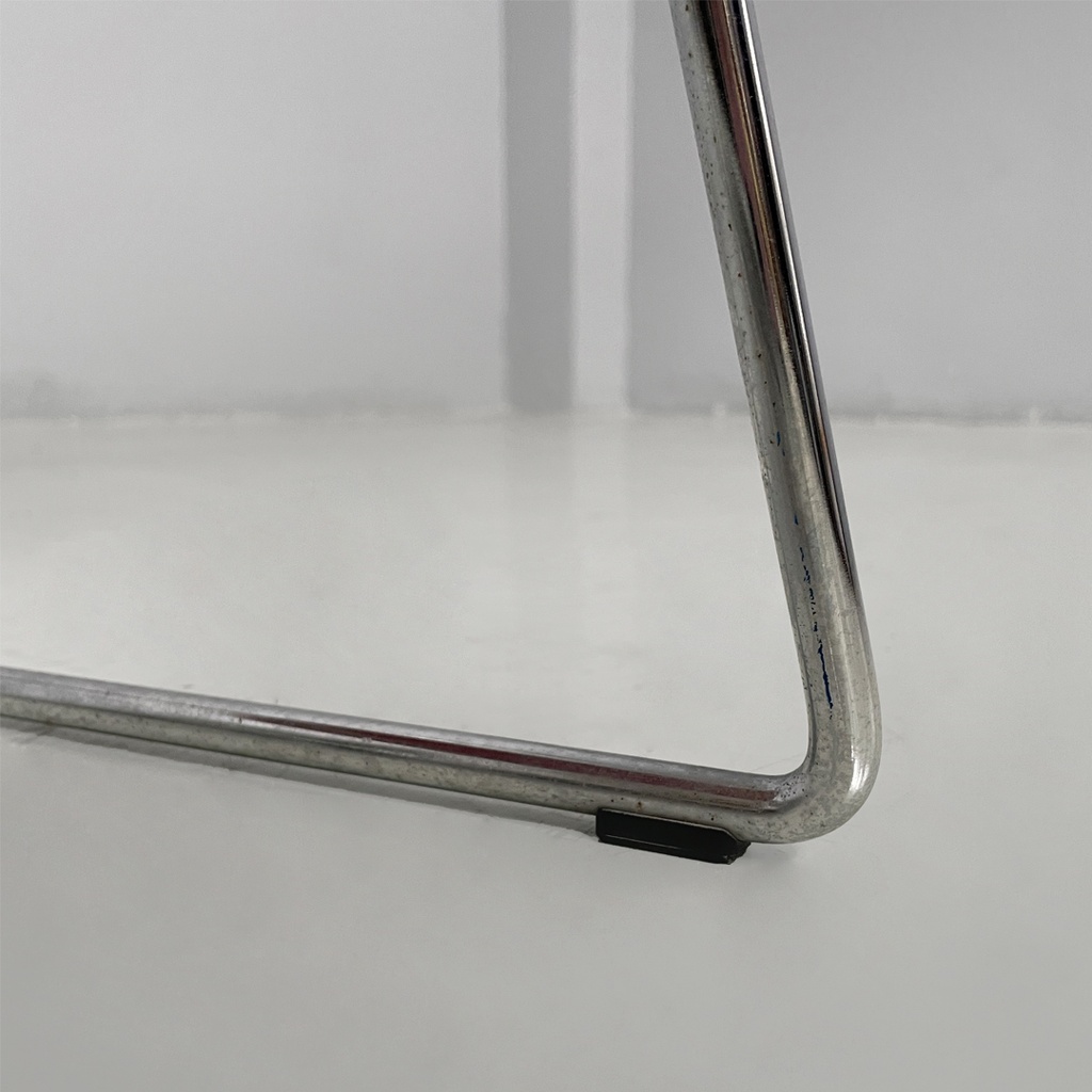 Poltrona Diamond di Harry Bertoia per Knoll, 2004