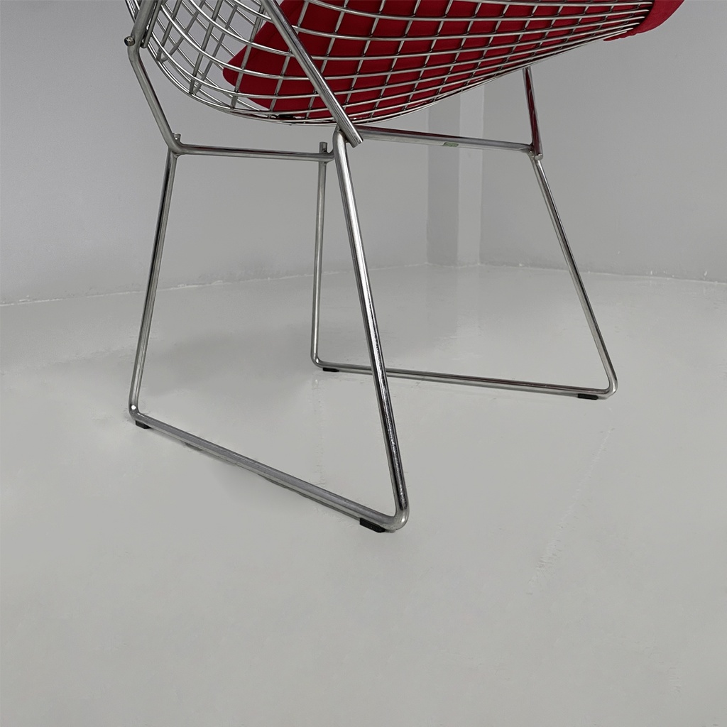 Poltrona Diamond di Harry Bertoia per Knoll, 2004