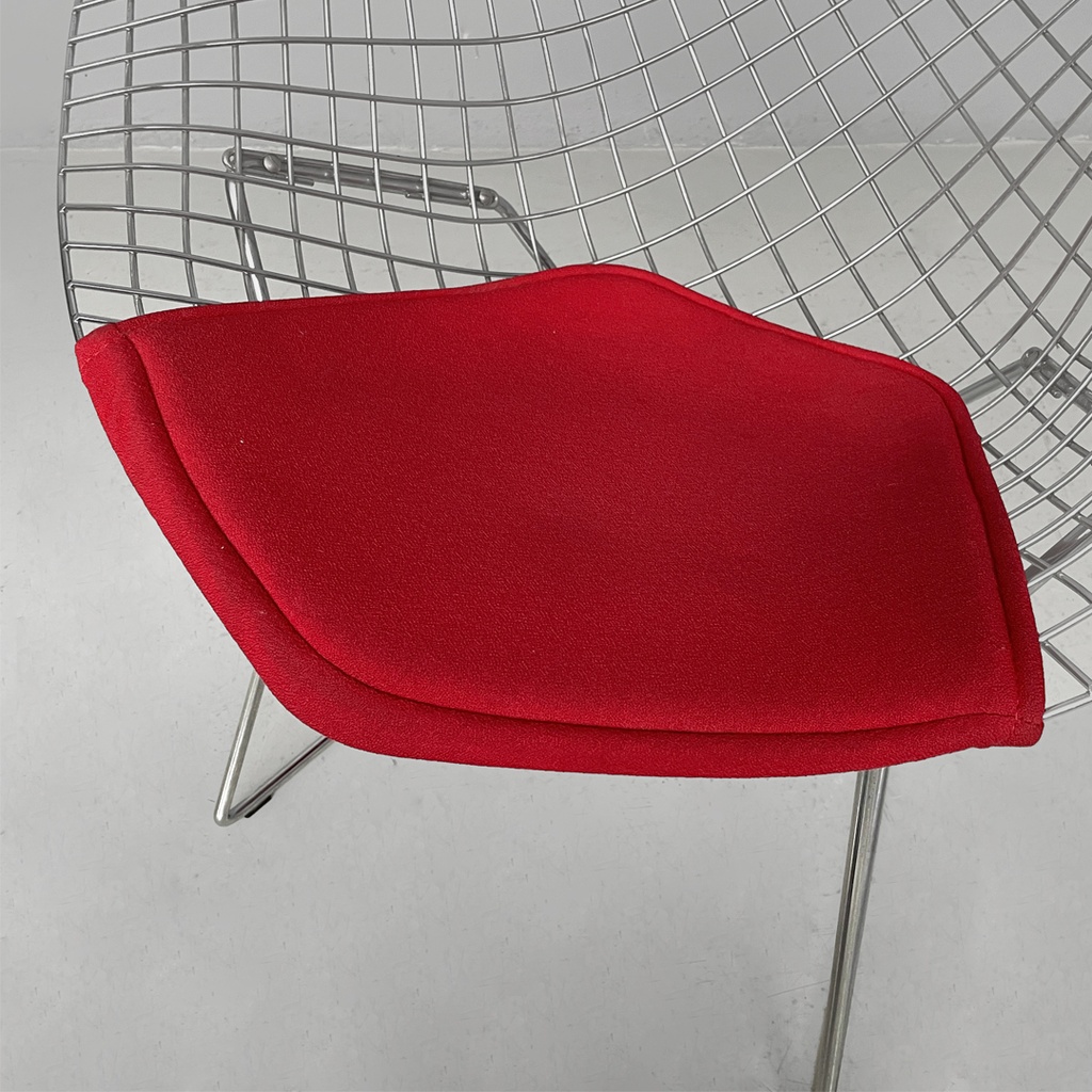 Poltrona Diamond di Harry Bertoia per Knoll, 2004
