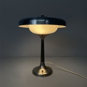 Lampada da tavolo in alluminio e vetro opalino, 1940 ca. 