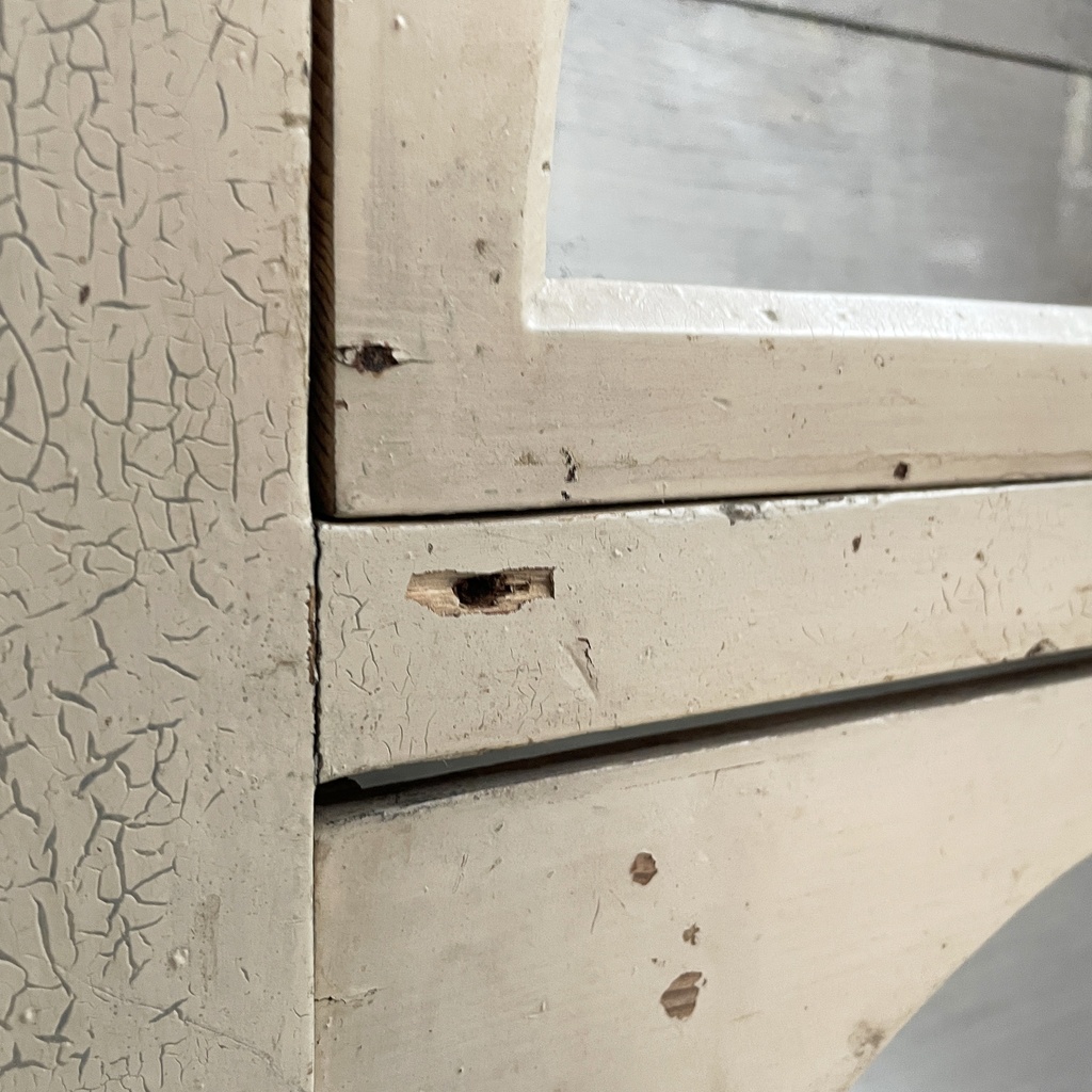 Cassettiera in legno e vetro, 1930 ca.