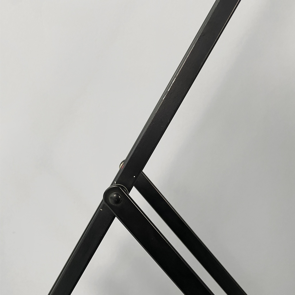 Lampade da tavolo Tizio di Richard Sapper per Artemide, 1980 ca.