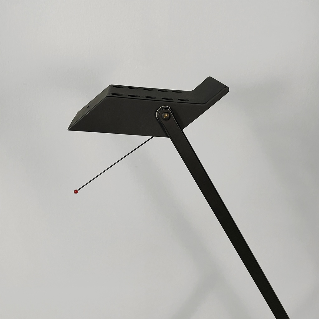 Lampade da tavolo Tizio di Richard Sapper per Artemide, 1980 ca.