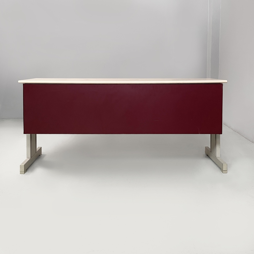 Sideboard Synthesis 45 di Ettore Sottsass per Olivetti, 1970 ca.