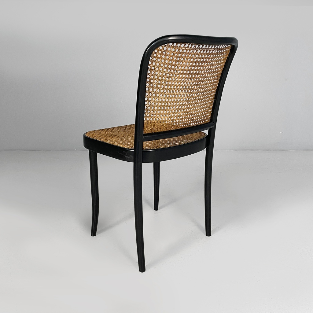 Sedie 811 di Josef Hoffmann per Drevounia, 1980 ca.
