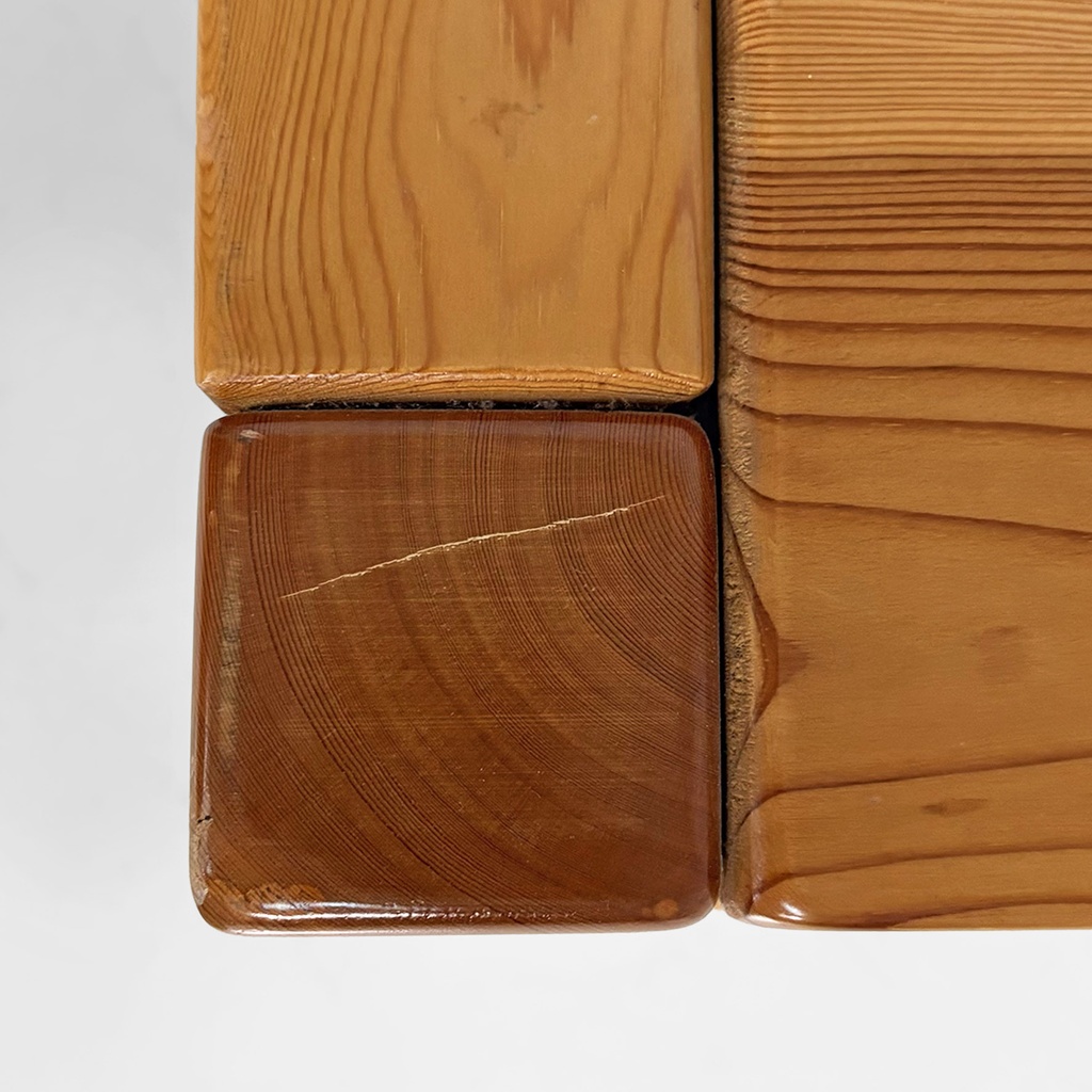 Tavolo da caffè in legno e cuoio di Silvano Passi, 1970s