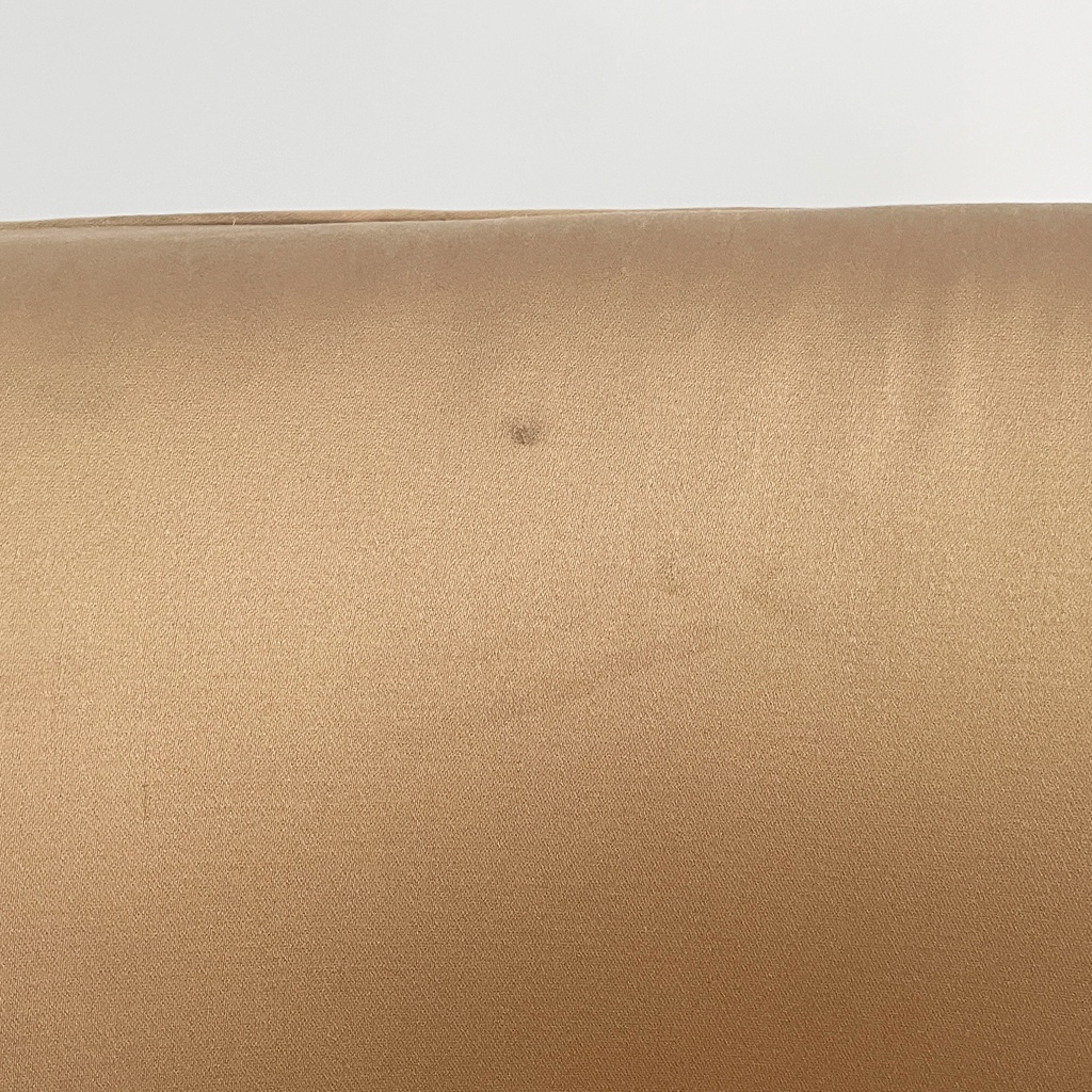 Poltrone in seta rosa beige, 1940 ca.