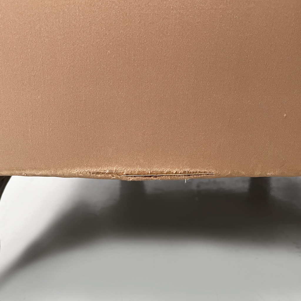 Poltrone in seta rosa beige, 1940 ca.