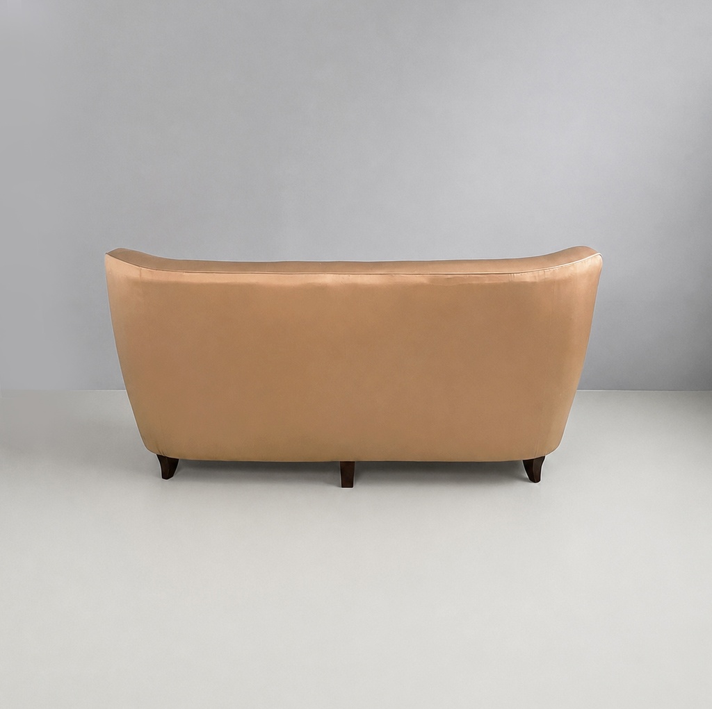 Divano in seta rosa beige, 1940 ca.