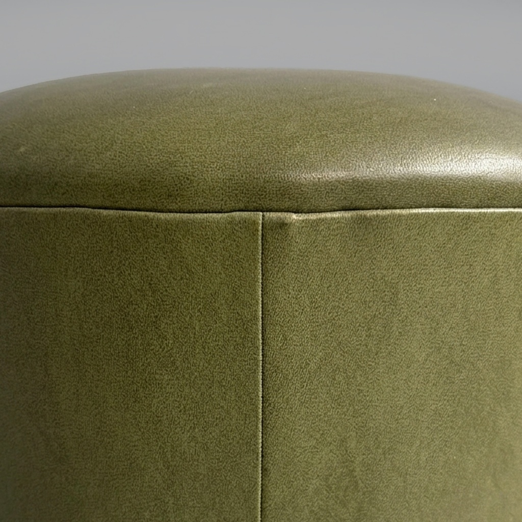 Pouf in similpelle verde, 1970 ca.