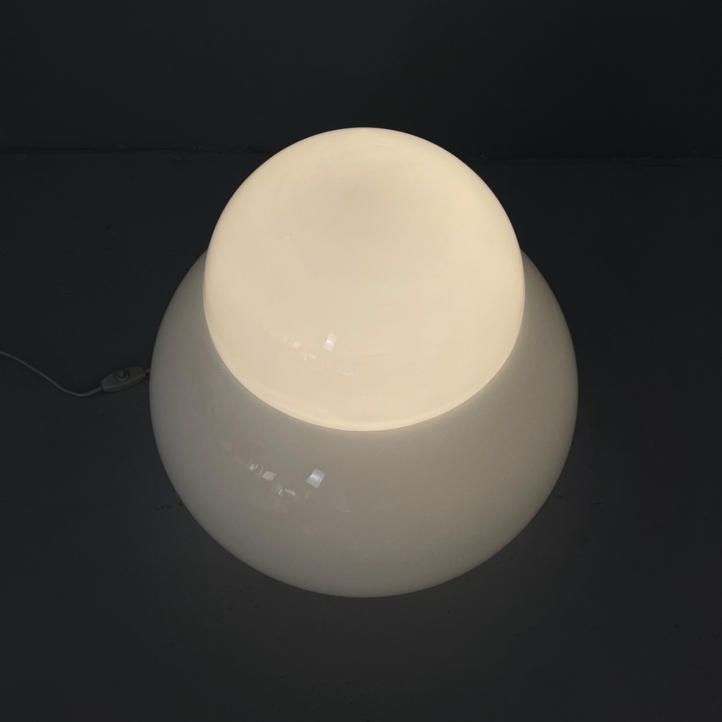 Lampada da tavolo Daruma di Sergio Asti per Fontana Arte, 1970 ca.