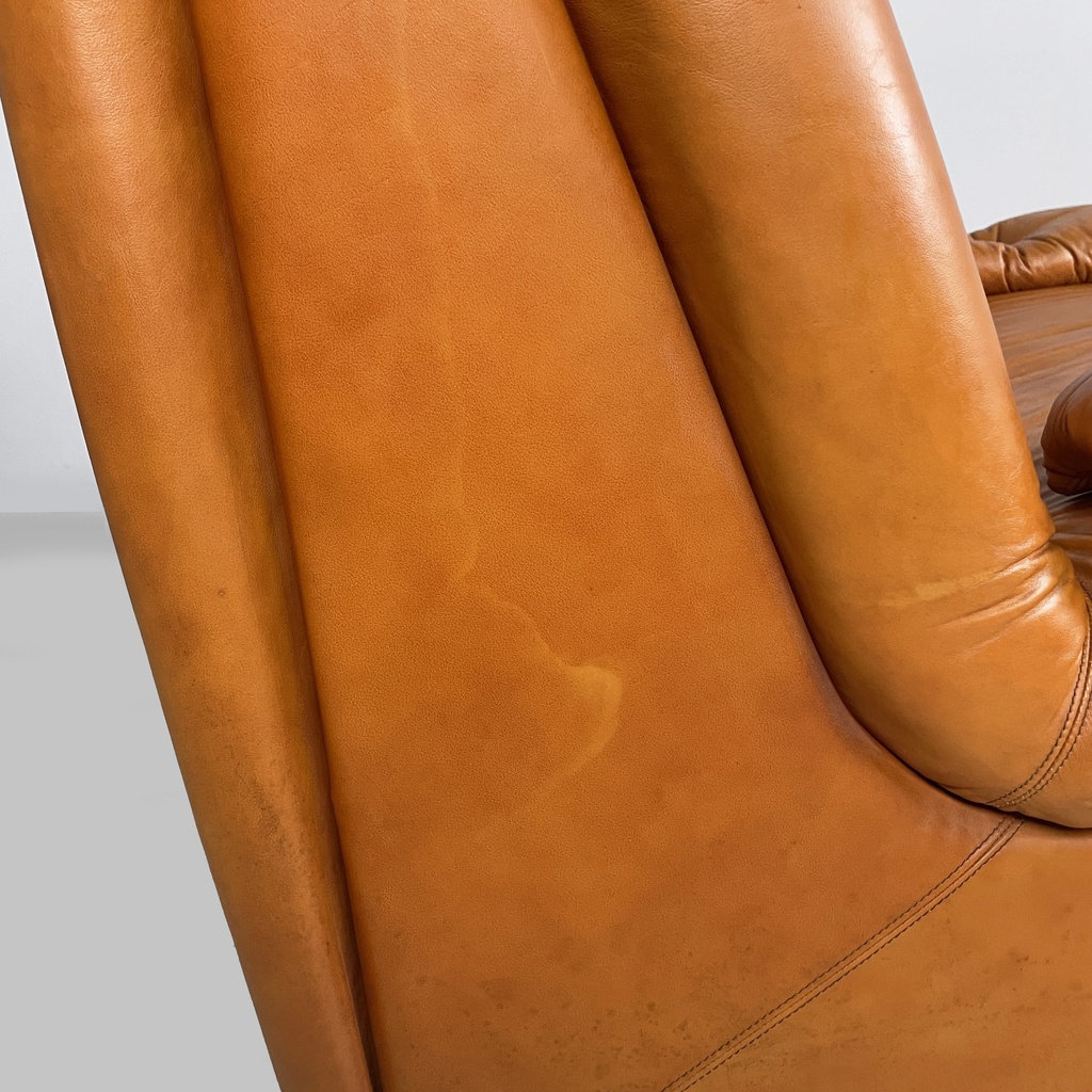Poltrone in pelle marrone, 1970 ca.