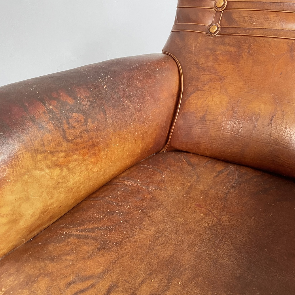 Poltrone in pelle marrone, 1920 ca.