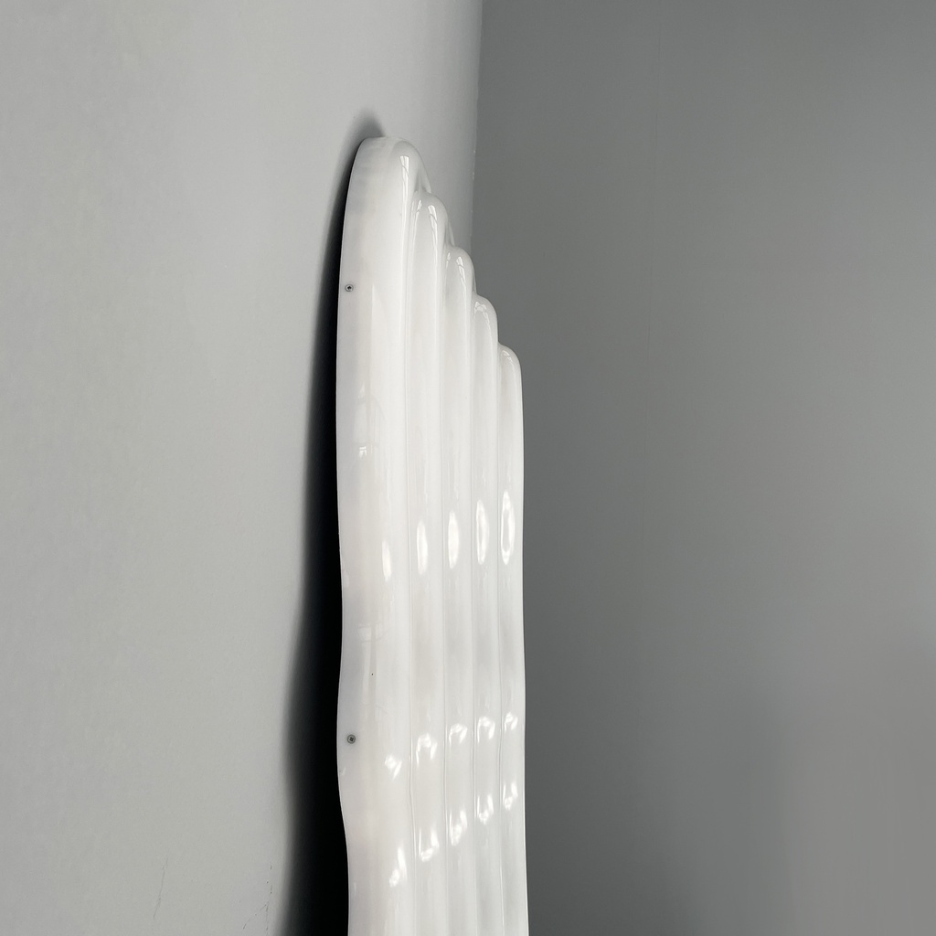 Specchio luminoso Ultrafragola di Ettore Sottsass per Poltronova, 1980 ca. 