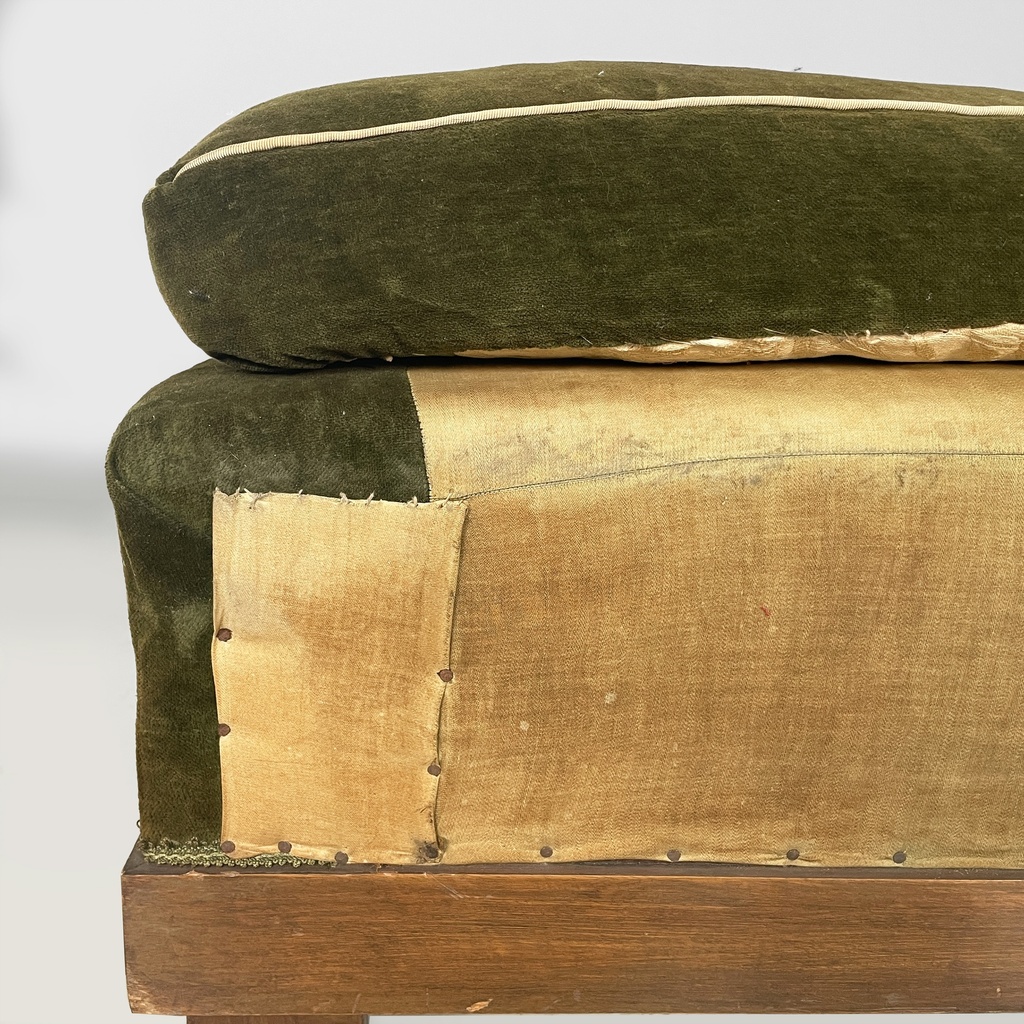 Daybed in velluto verde, 1930 ca.