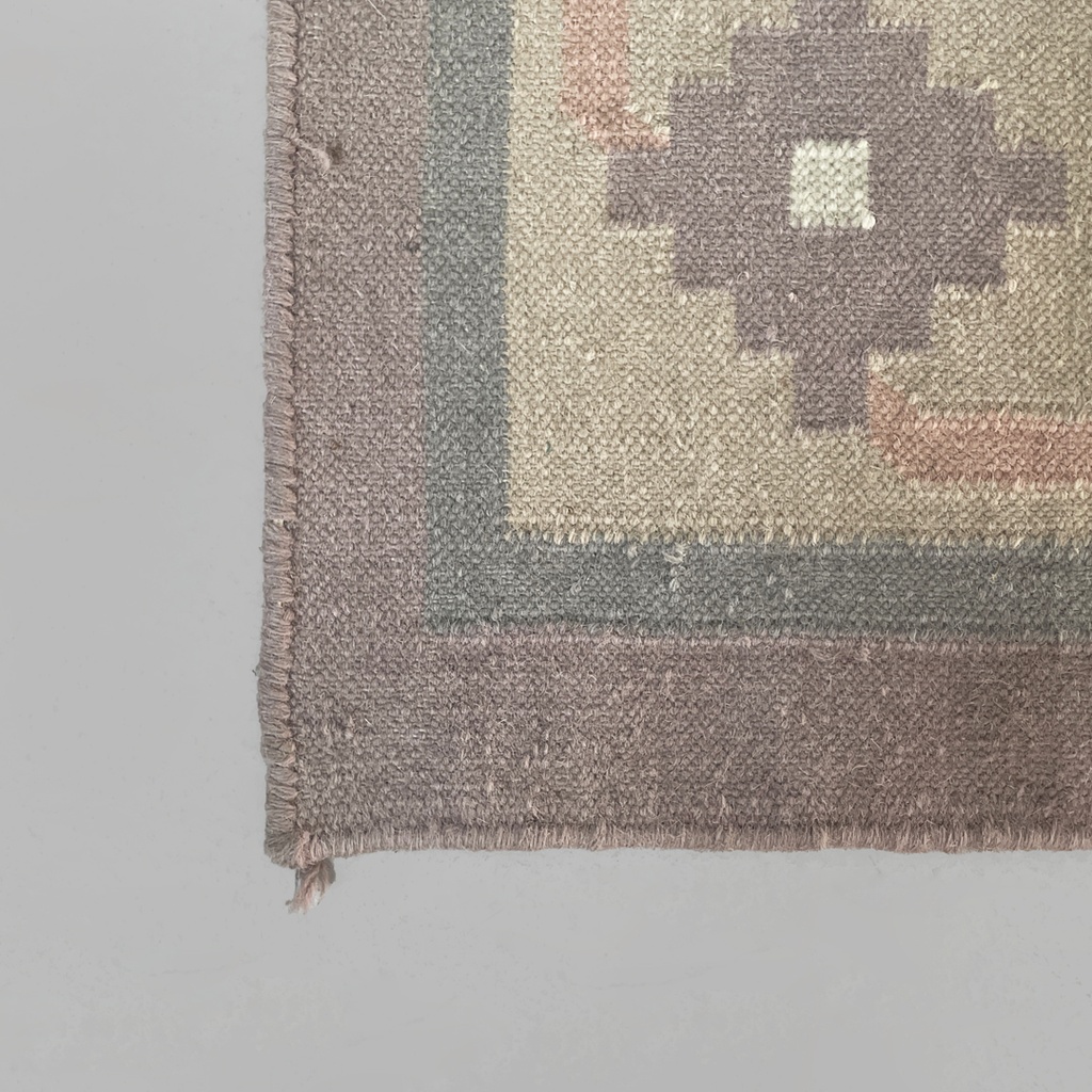 Tappeto a pelo corto con motivo geometrico, 1980 ca. 