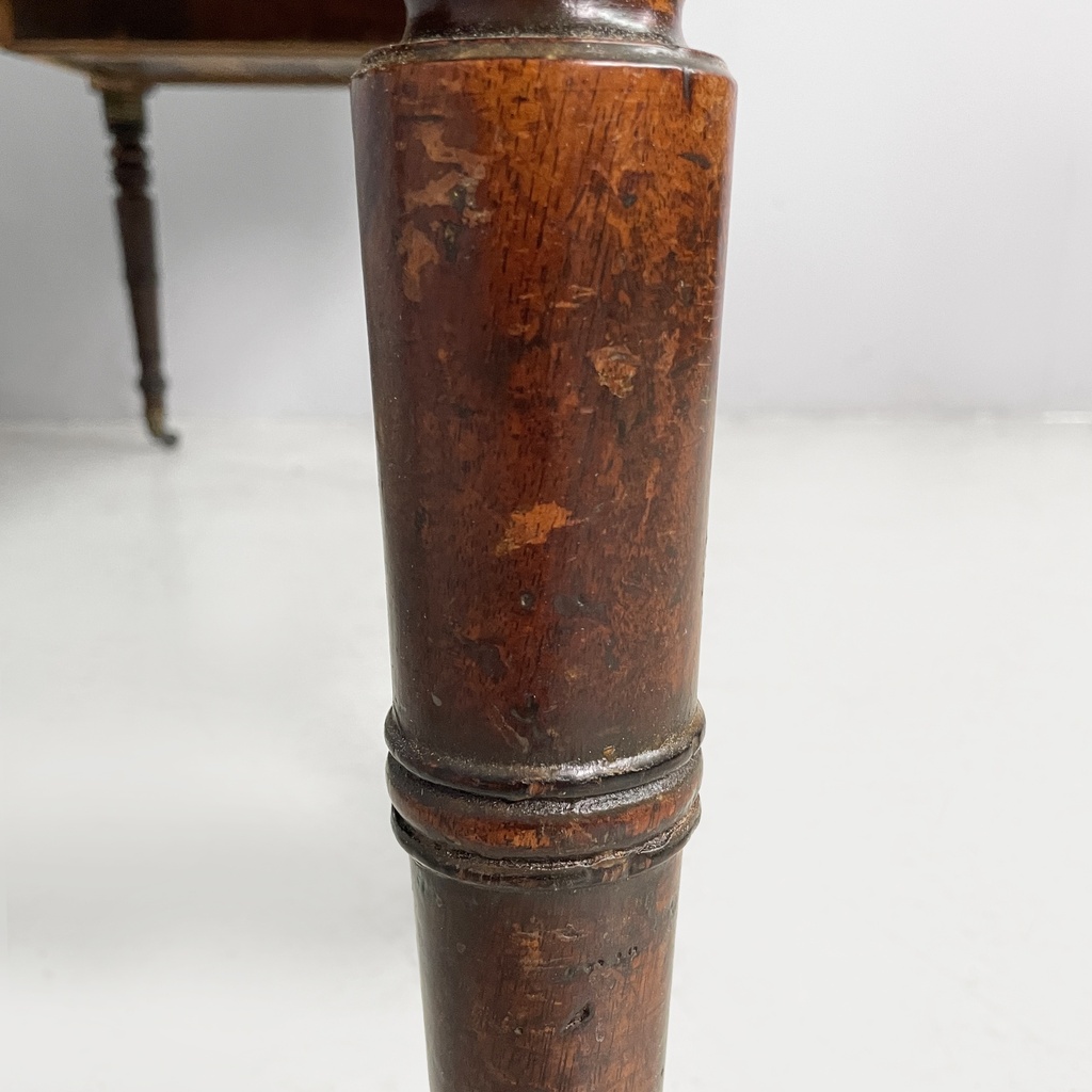Scrivania in legno, fine 1800 ca.
