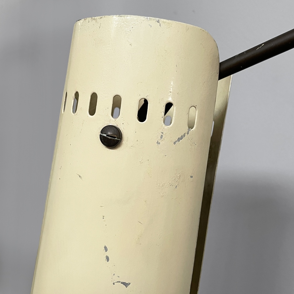 Lampada da parete in metallo e ottone, 1950 ca.