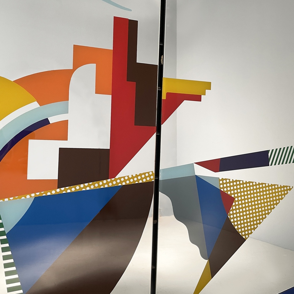 Specchio da terra con decorazione geometrica, 1980 ca.
