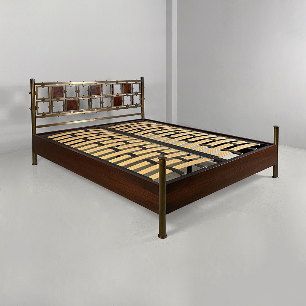 Letto matrimoniale di Osvaldo Borsani e Arnaldo Pomodoro per Atelier Borsani Varedo, 1950 ca.