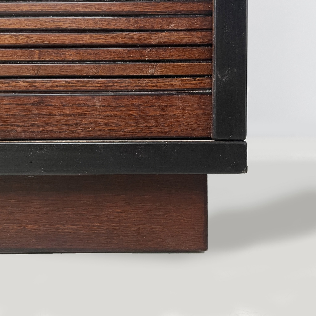 Credenza di Le Corbusier per Cassina, 1990 ca.