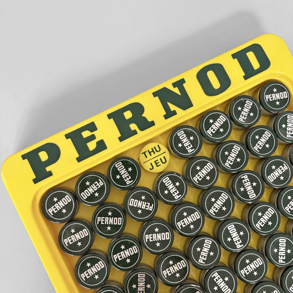 Calendario perpetuo pubblicitario Pernod, 1970 ca.