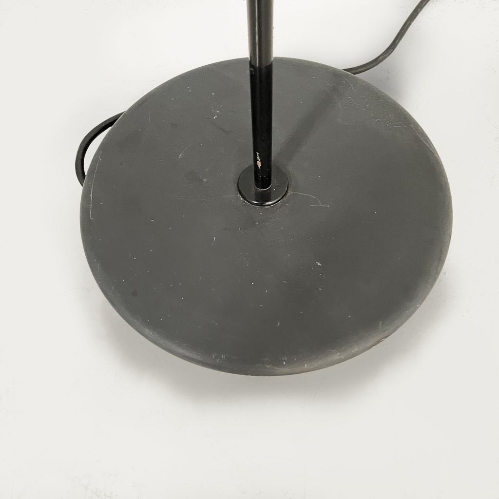 Lampada da terra Pascal di Vico Magistretti per Oluce, 1980 ca.