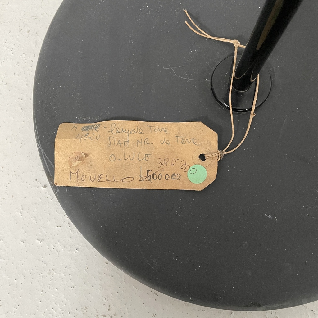 Lampada da terra Pascal di Vico Magistretti per Oluce, 1980 ca.
