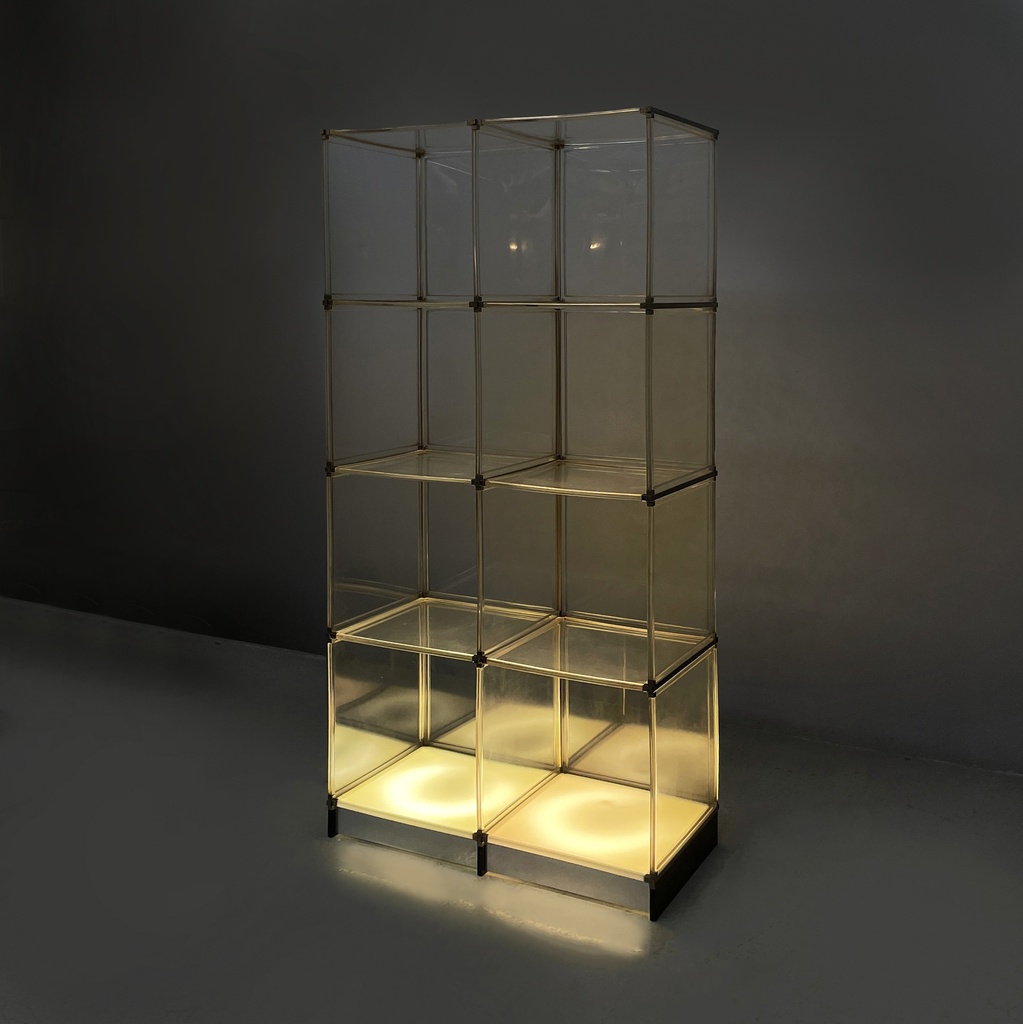Libreria con lampada in plexiglass, 1970 ca.