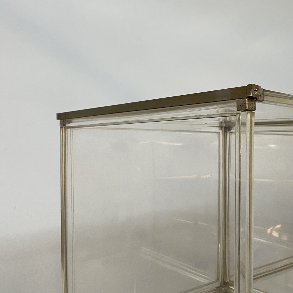 Libreria con lampada in plexiglass, 1970 ca.